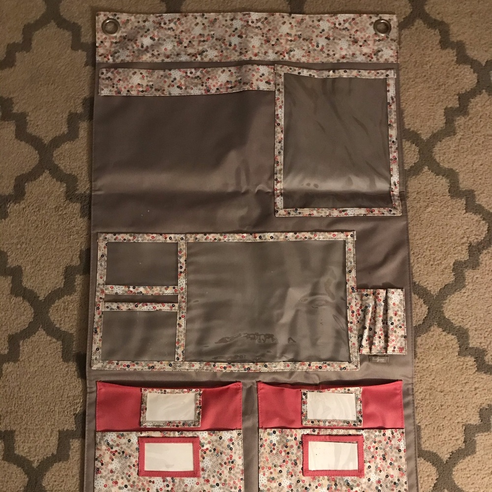 ThirtyOne Wall Organizer